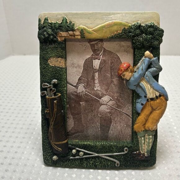 Vintage 3D Resin Golfer Tabletop Photo Frames Set of 2 - Picture 4 of 6